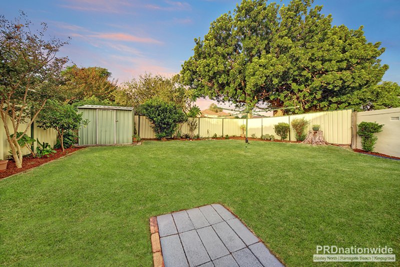 Photo - 7 Carrisbrook Avenue, Bexley North NSW 2207 - Image 8