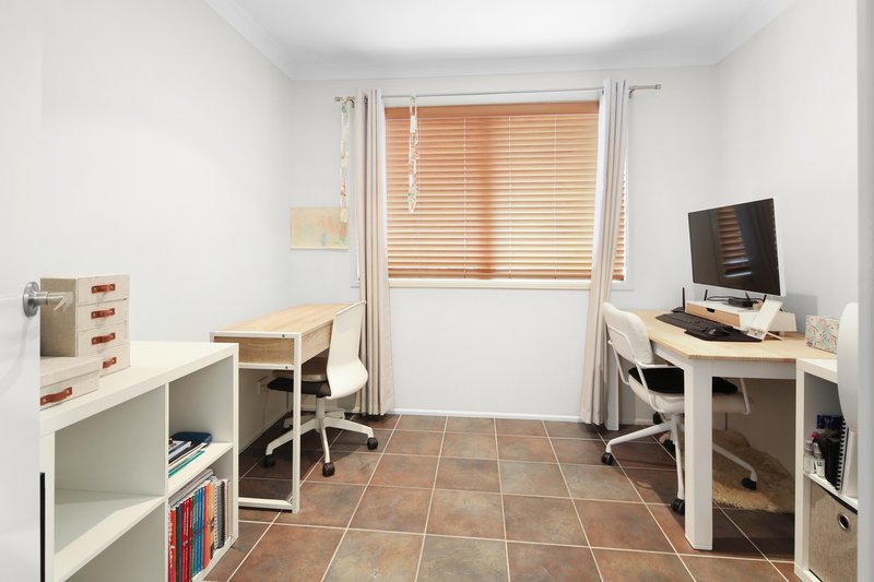 Photo - 7 Cassandra Close, Caboolture QLD 4510 - Image 11