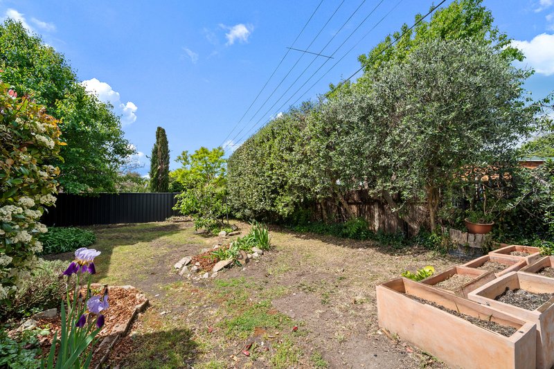 Photo - 7 Cassinia Street, O'Connor ACT 2602 - Image 17