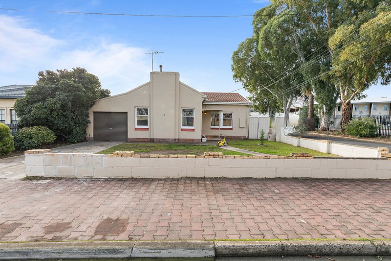 Photo - 7 Castle Street, Edwardstown SA 5039 - Image 2