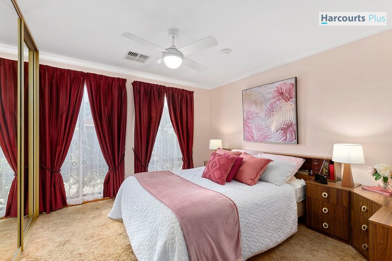 Photo - 7 Caswell Drive, Hallett Cove SA 5158 - Image 4