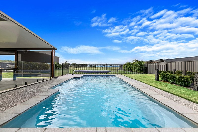 Photo - 7 Catalina Court, Booral QLD 4655 - Image 2