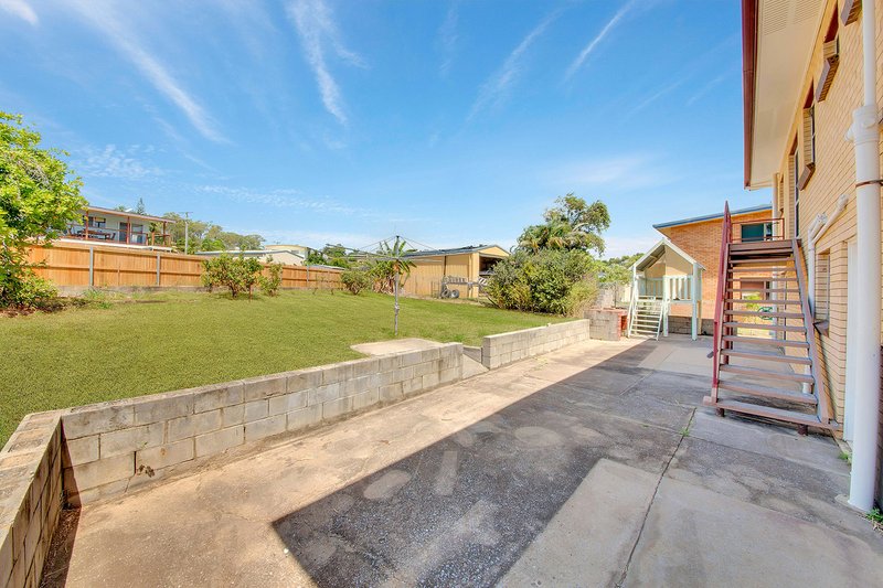 Photo - 7 Cedar Street, Kin Kora QLD 4680 - Image 11