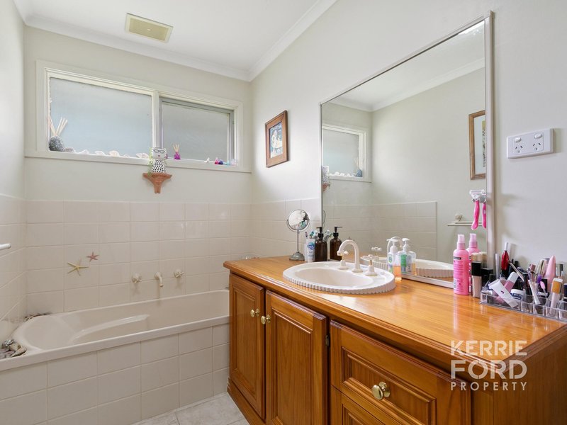 Photo - 7 Cedar Street, Traralgon VIC 3844 - Image 8