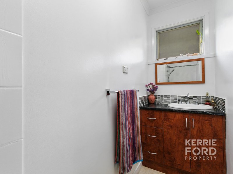 Photo - 7 Cedar Street, Traralgon VIC 3844 - Image 9