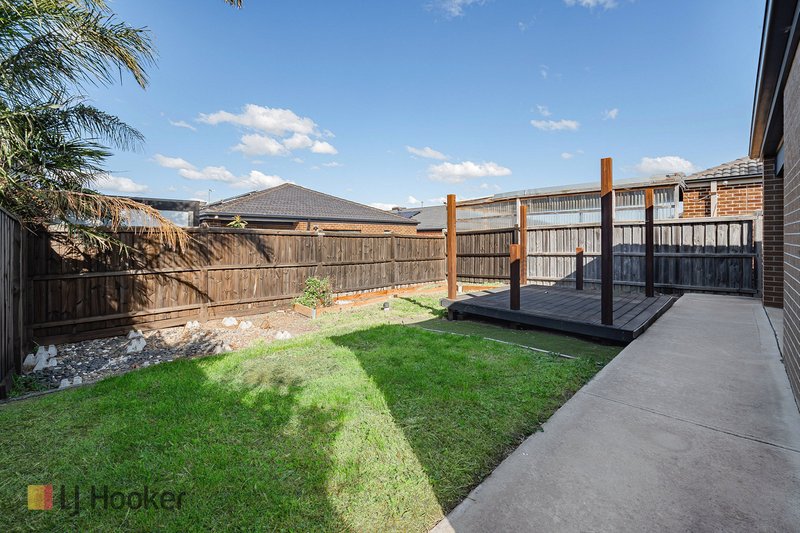 Photo - 7 Celeste Street, Mickleham VIC 3064 - Image 22