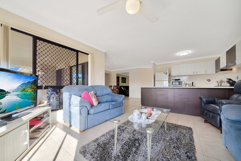 Photo - 7 Celtic Street, Crestmead QLD 4132 - Image 5
