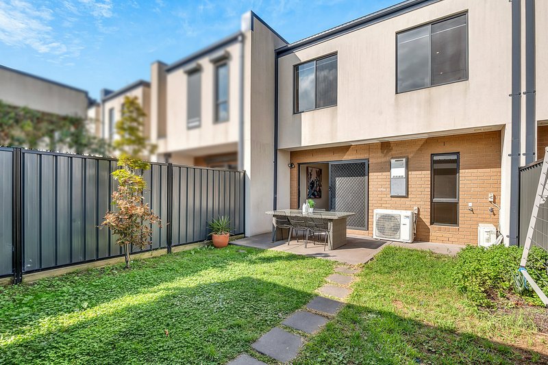 Photo - 7 Channel Walk, Craigieburn VIC 3064 - Image 7