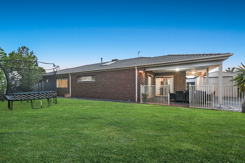 Photo - 7 Charlock Drive, Cranbourne North VIC 3977 - Image 21