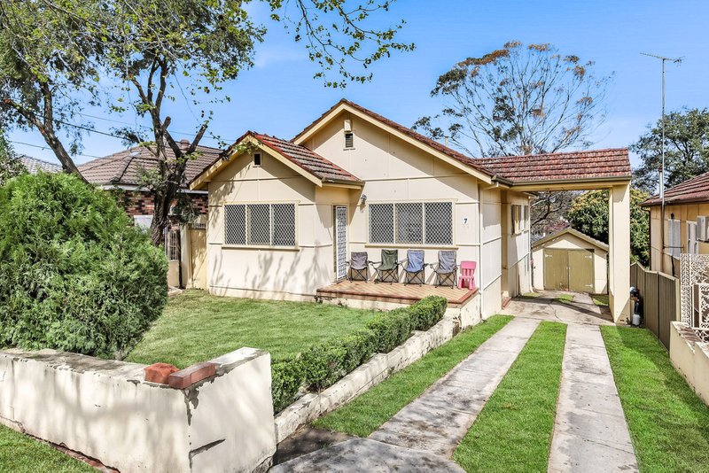 7 Charlton Street, Yagoona NSW 2199