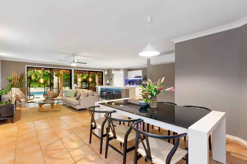 Photo - 7 Charolais Crescent, Upper Kedron QLD 4055 - Image 9