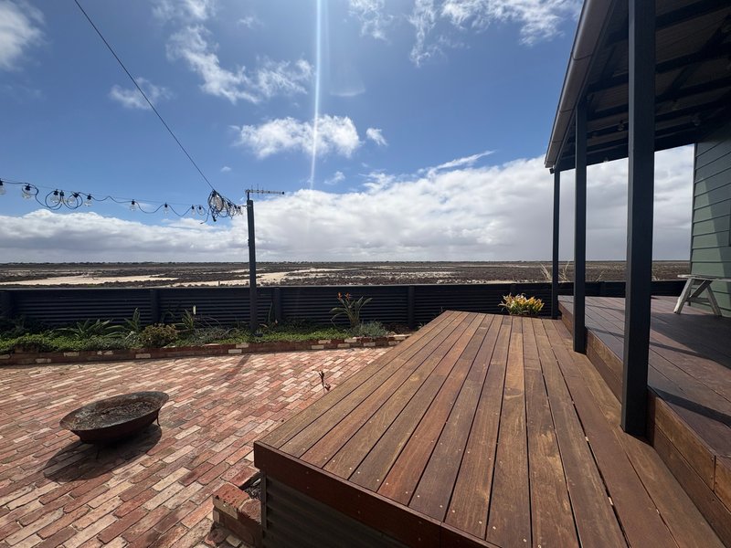 Photo - 7 Chat Court, Thompson Beach SA 5501 - Image 3