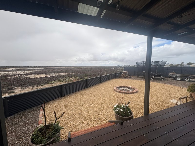 Photo - 7 Chat Court, Thompson Beach SA 5501 - Image 13