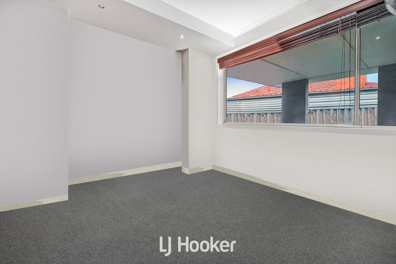 Photo - 7 Cheam Street, Dandenong North VIC 3175 - Image 9