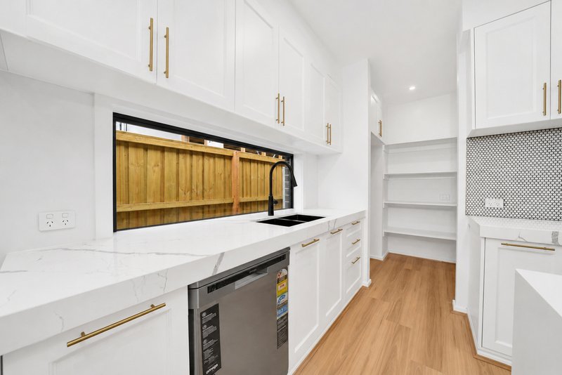 Photo - 7 Cheddar Street, Donnybrook VIC 3064 - Image 14