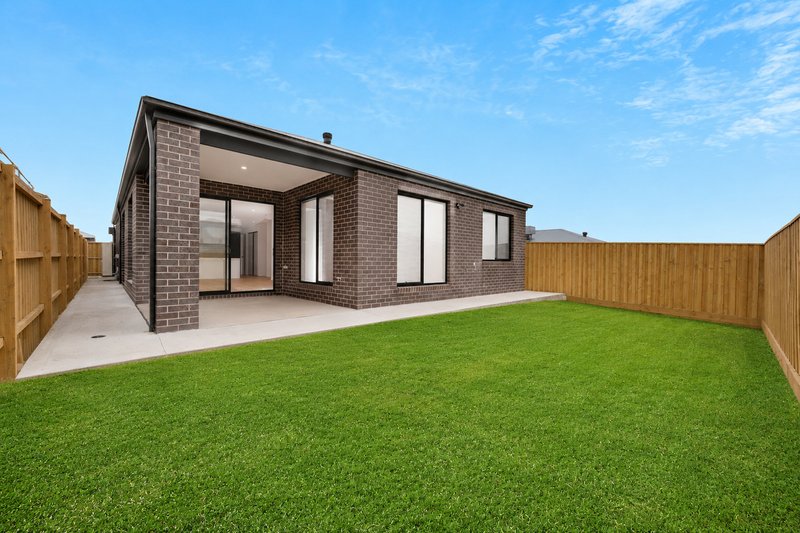 Photo - 7 Cheddar Street, Donnybrook VIC 3064 - Image 21