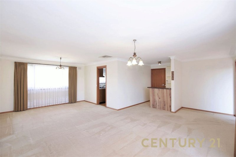 Photo - 7 Chepstow Court, Noble Park North VIC 3174 - Image 7