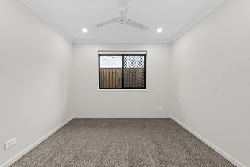 Photo - 7 Chervil Drive, Greenbank QLD 4124 - Image 6