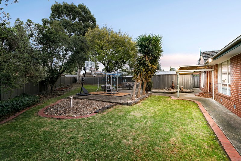 Photo - 7 Chester Court, Fawkner VIC 3060 - Image 4
