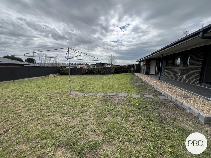 Photo - 7 Chinnery Close, Bungendore NSW 2621 - Image 16