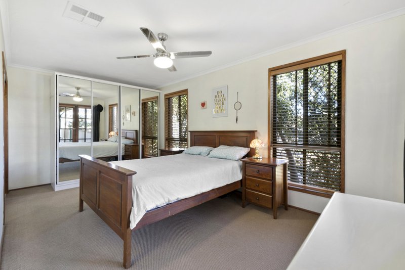 Photo - 7 Chinnock Court, Alexandra Hills QLD 4161 - Image 5