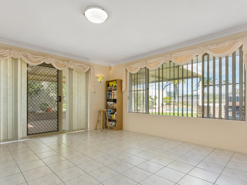 Photo - 7 Chipper Close, Leeming WA 6149 - Image 11