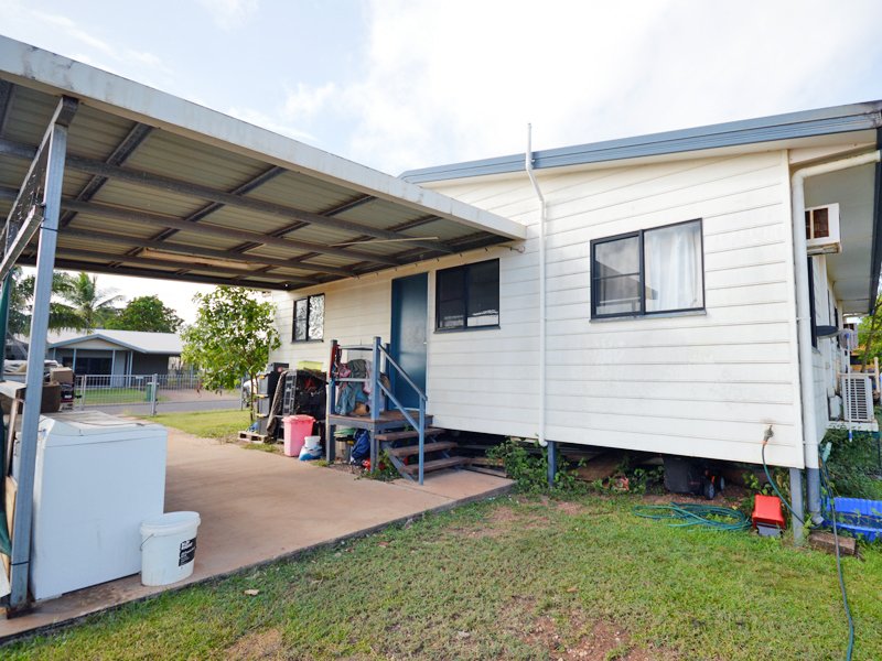 Photo - 7 Christie Ave , Nanum QLD 4874 - Image 5