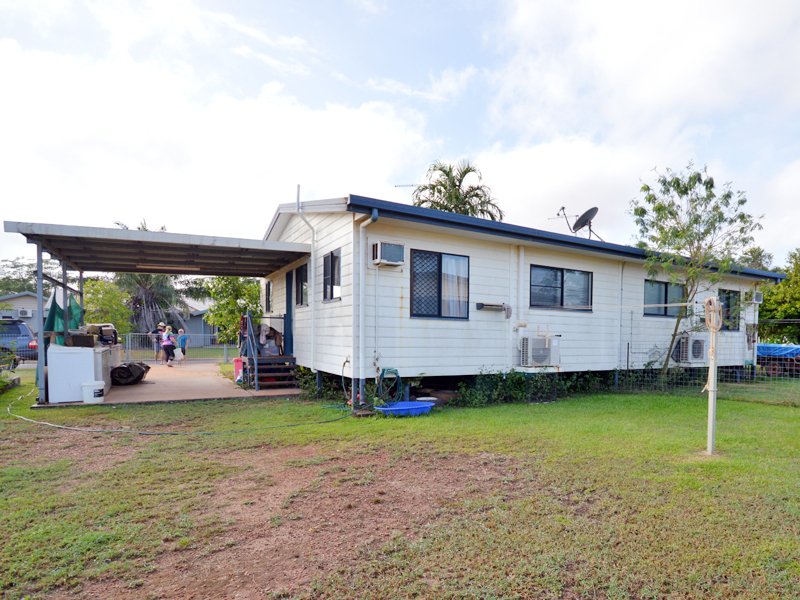 Photo - 7 Christie Ave , Nanum QLD 4874 - Image 6