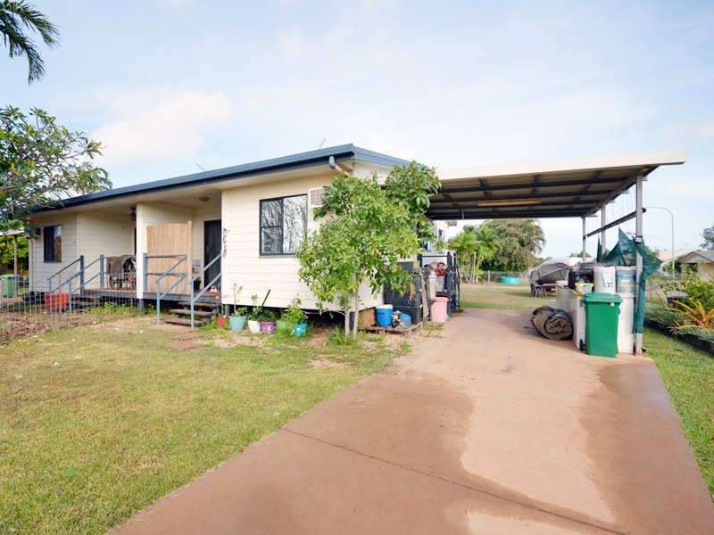 Photo - 7 Christie Ave , Nanum QLD 4874 - Image 7