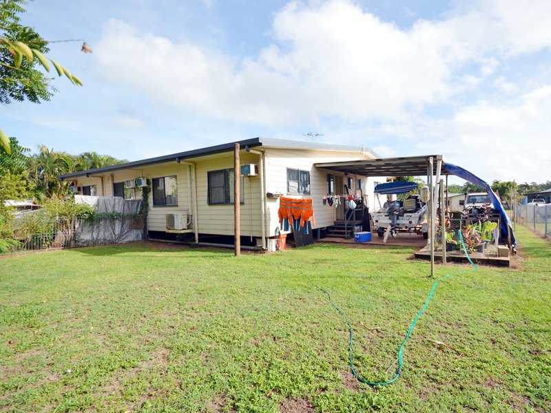 Photo - 7 Christie Ave , Nanum QLD 4874 - Image 11