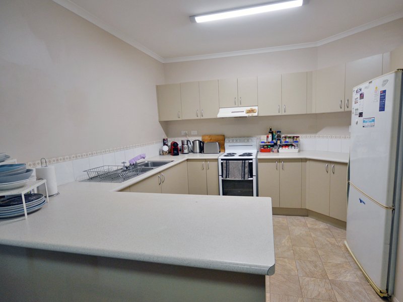 Photo - 7 Christie Ave , Nanum QLD 4874 - Image 15