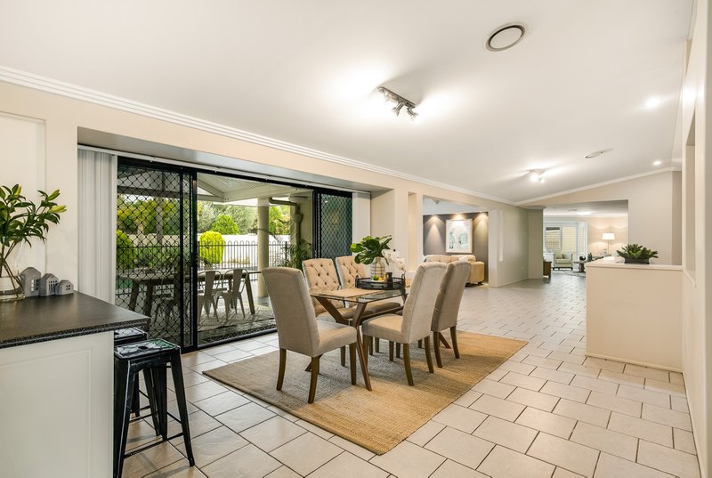 Photo - 7 Christine Court, Cotswold Hills QLD 4350 - Image 9