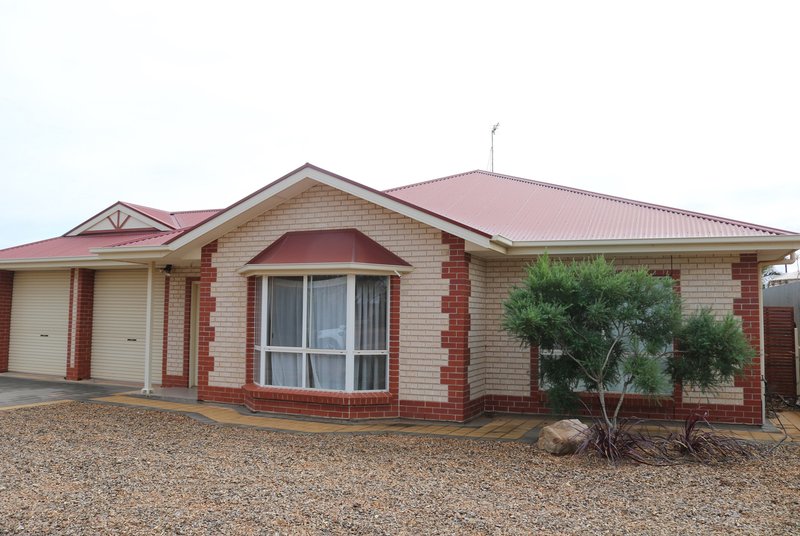 Photo - 7 Christopher Street, Stirling North SA 5710 - Image 2