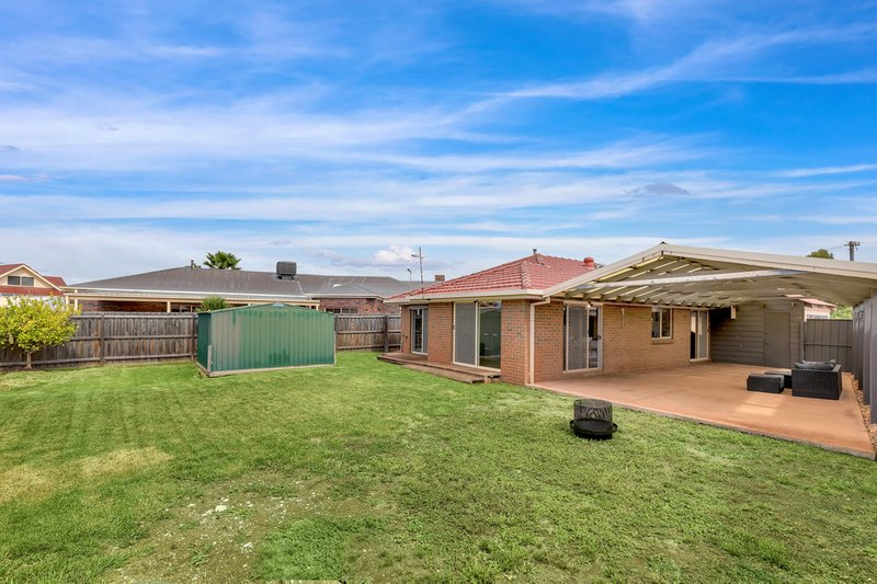 Photo - 7 Citrus Close, Hoppers Crossing VIC 3029 - Image 13