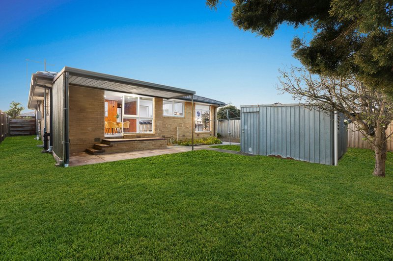 Photo - 7 Claremont Crescent, Keysborough VIC 3173 - Image 17