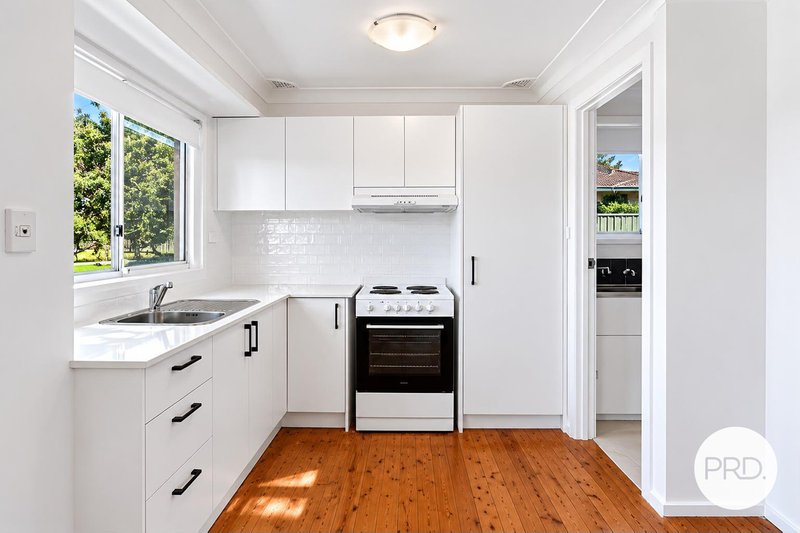 Photo - 7 Claret Place, Eschol Park NSW 2558 - Image 3