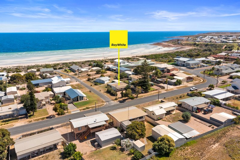 7 Clayton Drive, North Beach SA 5556