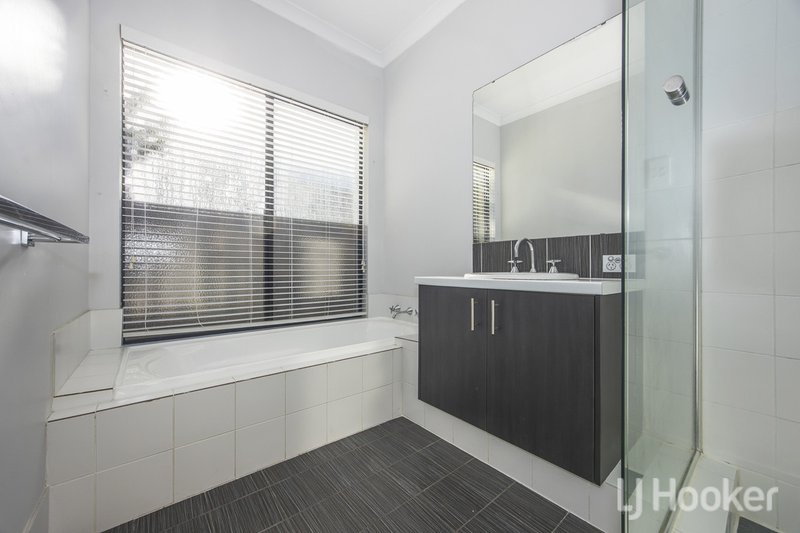 Photo - 7 Clearview Street, Yanchep WA 6035 - Image 17