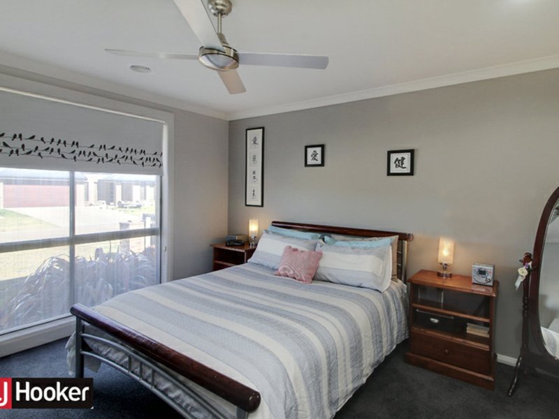 Photo - 7 Clematis Court, Lucknow VIC 3875 - Image 6