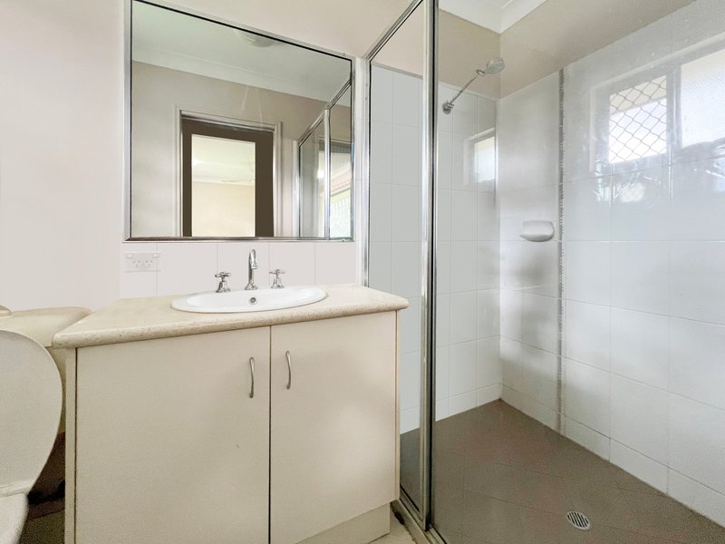 Photo - 7 Cliffdale Street, Bentley Park QLD 4869 - Image 6