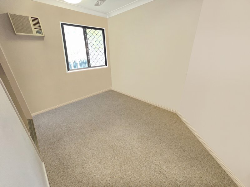 Photo - 7 Cliffdale Street, Bentley Park QLD 4869 - Image 8