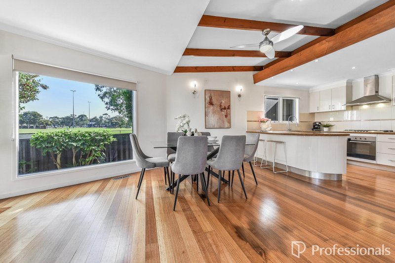 Photo - 7 Club Court, Dingley Village VIC 3172 - Image 4