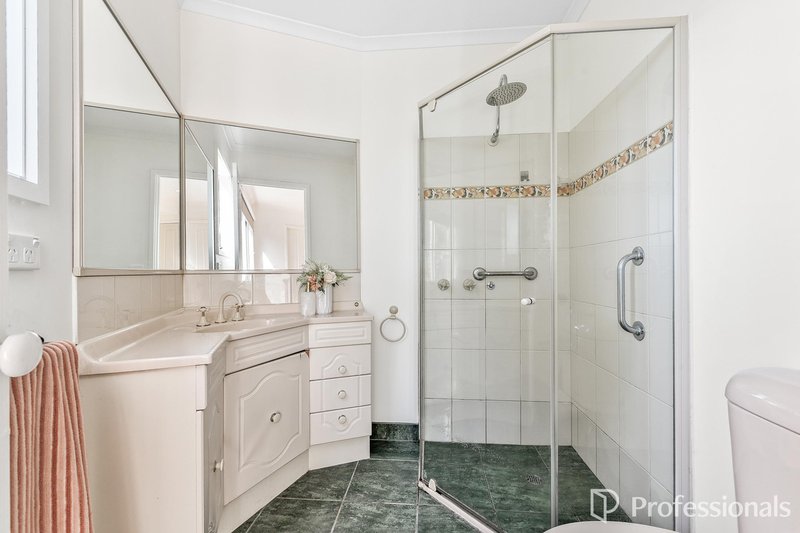 Photo - 7 Club Court, Dingley Village VIC 3172 - Image 12