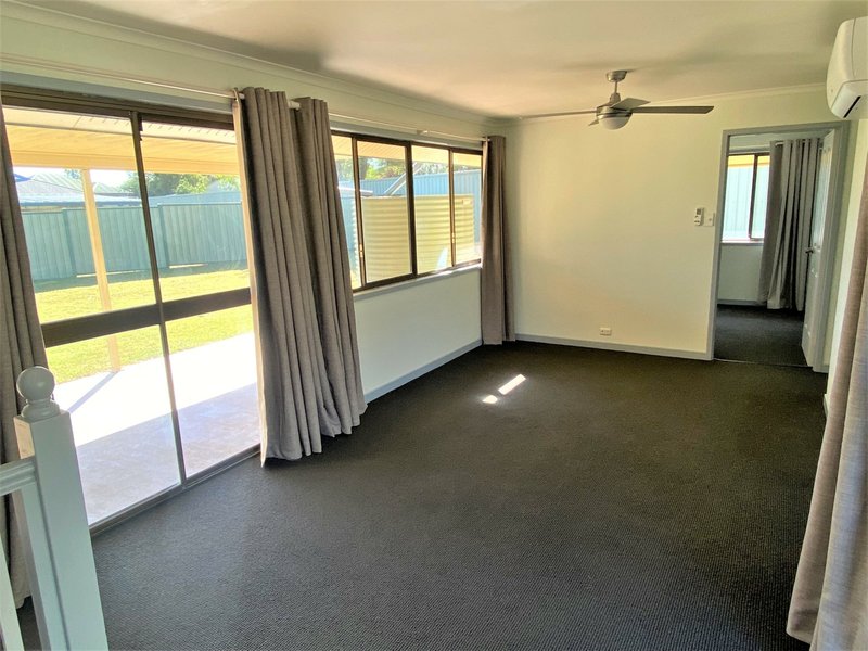 Photo - 7 Club Court, Nanango QLD 4615 - Image 6