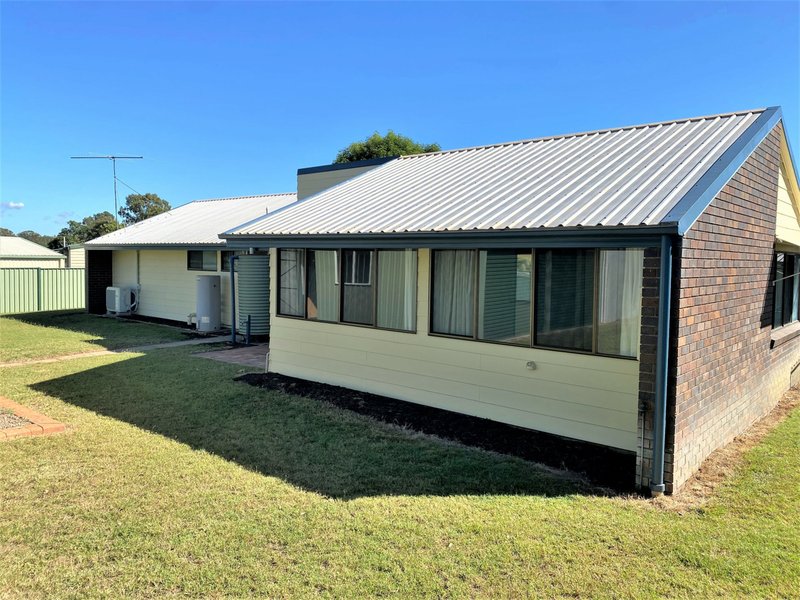 Photo - 7 Club Court, Nanango QLD 4615 - Image 14