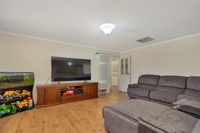 Photo - 7 Coach House Mews, Hillbank SA 5112 - Image 8