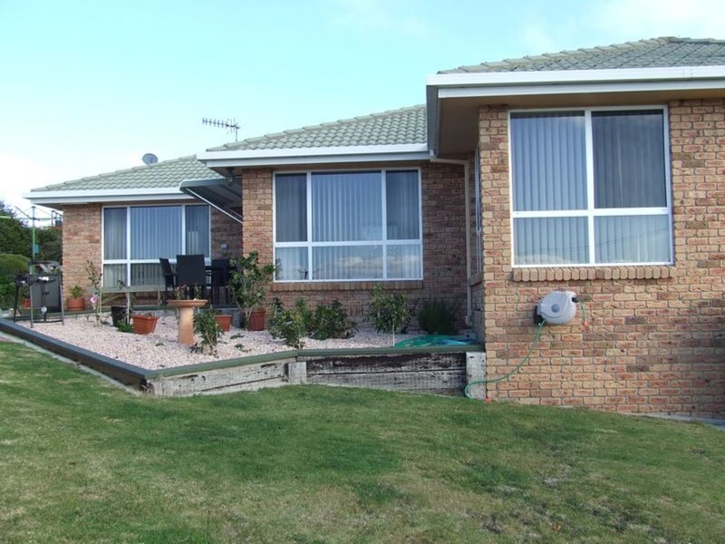 Photo - 7 Cobrooga Drive, St Helens TAS 7216 - Image 1