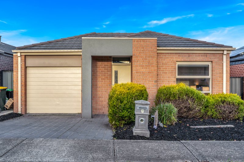 7 Cockatiel Circuit, Craigieburn VIC 3064