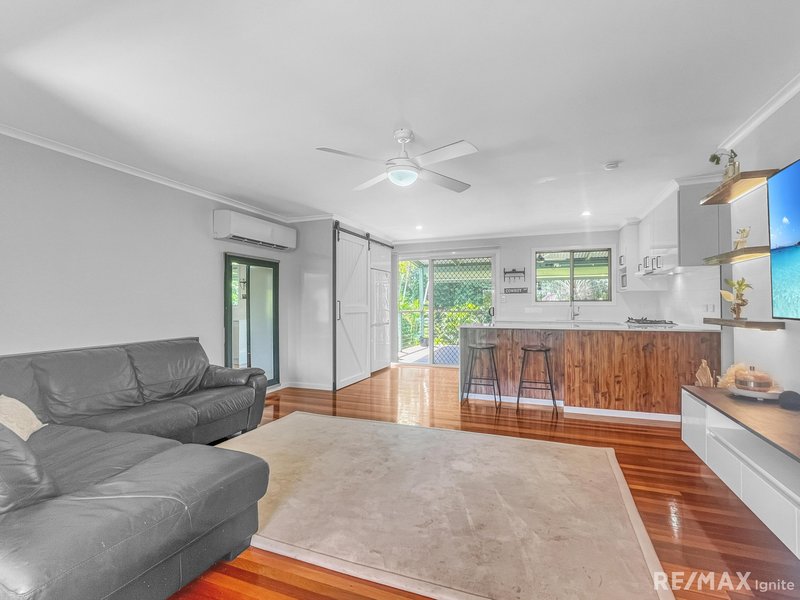 Photo - 7 Coldham Street, Redbank Plains QLD 4301 - Image 4