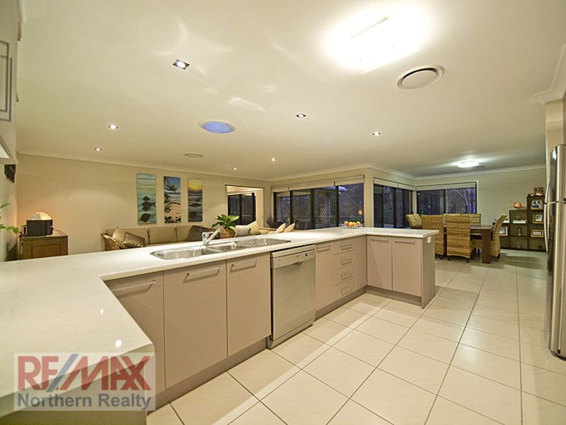 Photo - 7 Colin Place, Cashmere QLD 4500 - Image 8